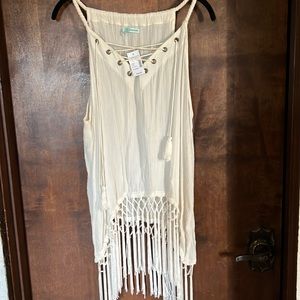 Maurice’s cream colored XL rope tank